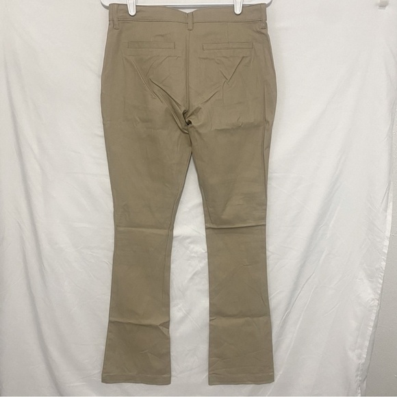 Old Navy Boot-Cut Stretch Khaki’s Size 16 Adjustable Waist NWT School, Everyday - Picture 4 of 9